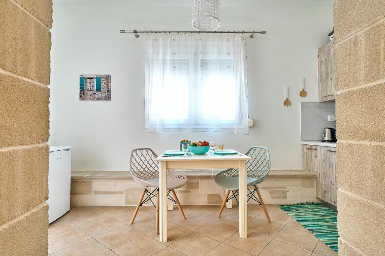 Semeli Apartment Kíssamos Eksteriør bilde